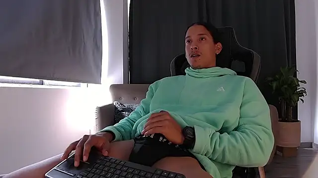 Liam V online show from 02/23/26, 03:20