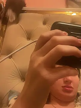 Flossy Vettie online show from 03/17/25, 06:32