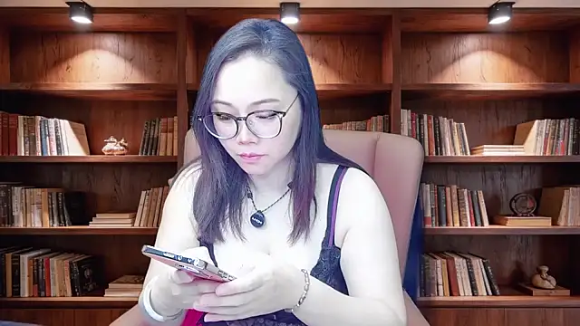 Giuliam online show from 04/10/26, 04:50