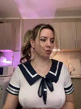 Snapshot of NastyushaaLove chatting on 02/23/25, 04:35 NastyushaaLove online show from 02/23/25, 04:35