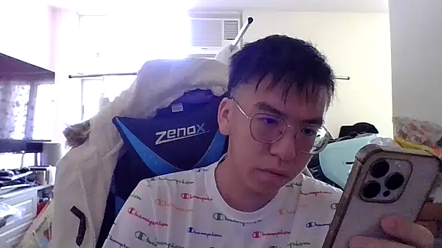 Snapshot of charlie_xdd chatting on 01/12/25, 07:11 charlie xdd online show from 01/12/25, 07:11