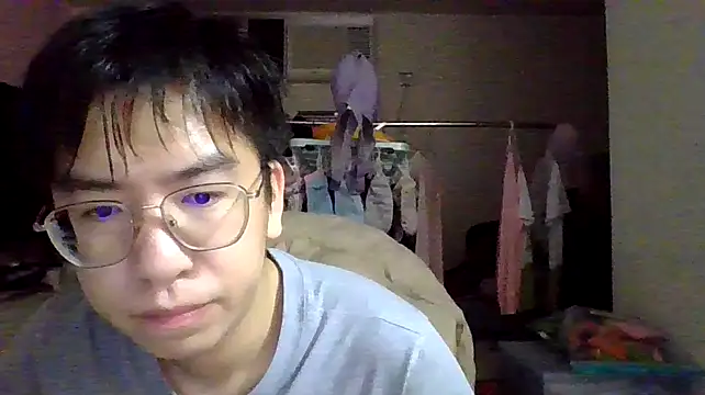 Snapshot of charlie_xdd chatting on 02/24/25, 12:05 charlie xdd online show from 02/24/25, 12:05