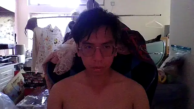 Snapshot of charlie_xdd chatting on 03/10/25, 10:04 charlie xdd online show from 03/10/25, 10:04