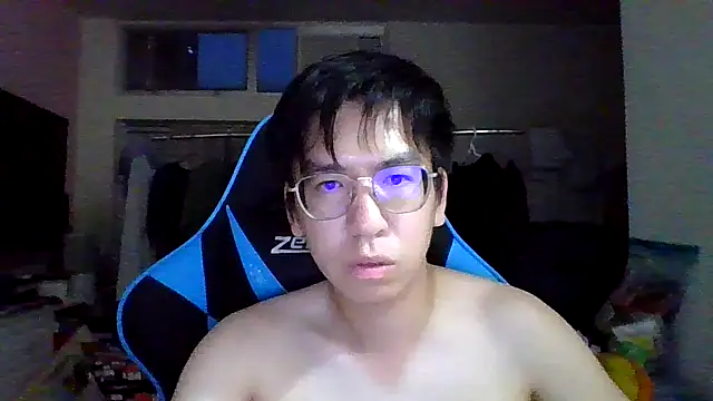 Snapshot of charlie_xdd chatting on 03/22/25, 11:00 charlie xdd online show from 03/22/25, 11:00