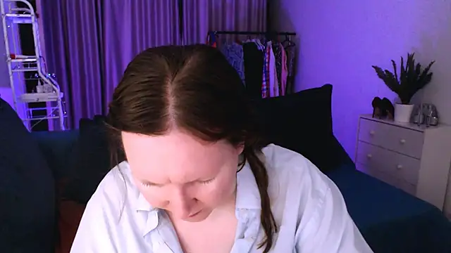 GoddessLara online show from 02/05/25, 12:10