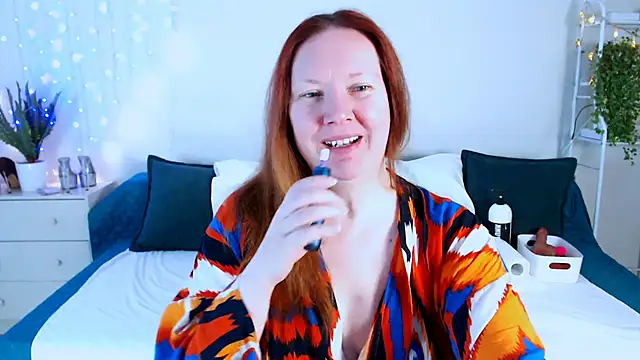 GoddessLara online show from 11/03/25, 11:48