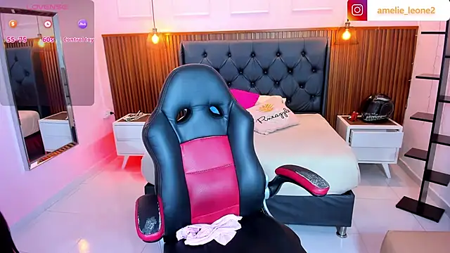 AMELIELEONE online show from 02/18/26, 12:23