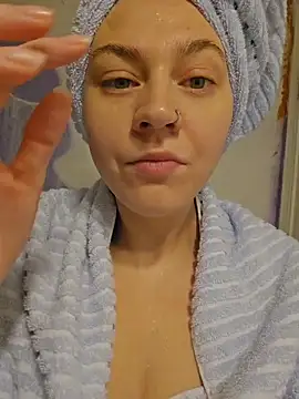 ScarletCallings420 online show from 11/16/25, 06:57