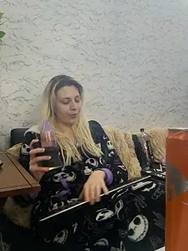 ScarletCallings420 online show from 01/17/26, 02:05