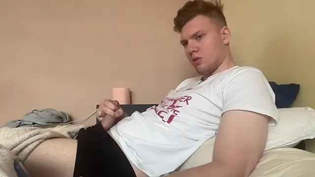 sexybooii6968 online show from 05/06/26, 07:57