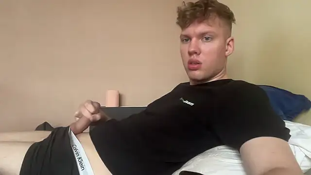 sexybooii6968 online show from 06/04/26, 09:59