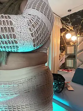 Snapshot of scarlett_sexx69 chatting on 02/14/26, 11:51 scarlett sexx69 online show from 02/14/26, 11:51