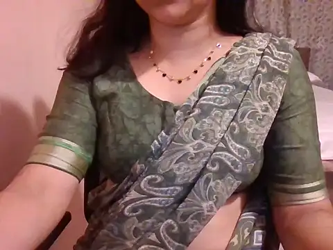 Pinky 4 online show from 11/30/25, 10:36