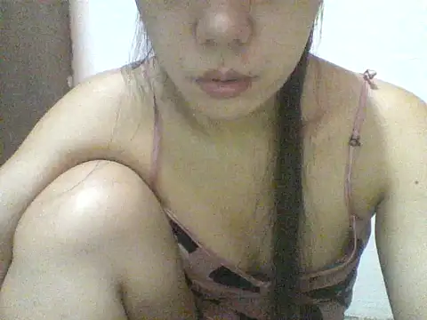 Snapshot of spankmybootyxxx chatting on 10/06/25, 12:52 spankmybootyxxx online show from 10/06/25, 12:52