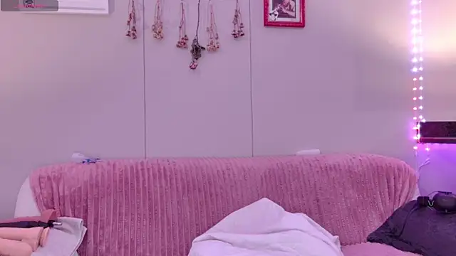 ScarletCarnal online show from 11/16/25, 09:09