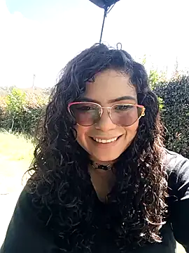 Simone Miller online show from 02/01/25, 03:18