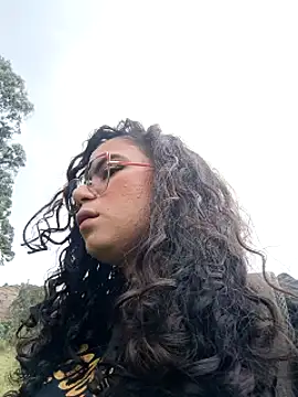 Simone Miller online show from 02/03/25, 02:24