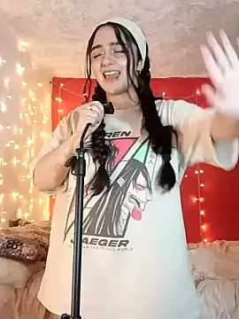 Snapshot of IvonneT chatting on 01/31/25, 05:19 IvonneT online show from 01/31/25, 05:19