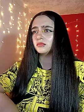 Snapshot of IvonneT chatting on 02/26/25, 05:20 IvonneT online show from 02/26/25, 05:20