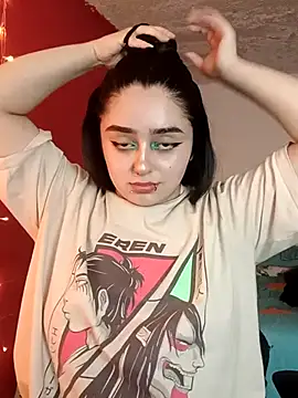 Snapshot of IvonneT chatting on 09/11/25, 11:05 IvonneT online show from 09/11/25, 11:05