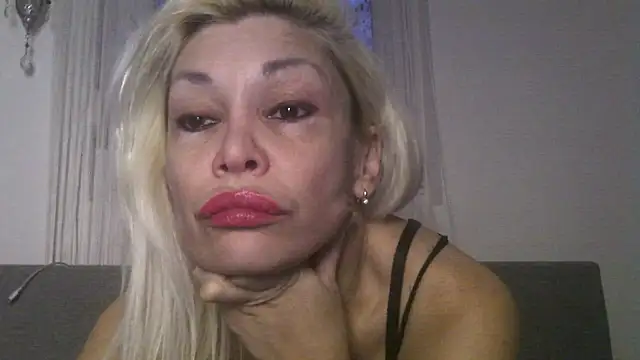 EvaaMina online show from 01/16/26, 03:49