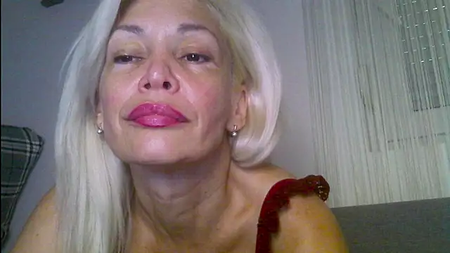 EvaaMina online show from 07/07/26, 06:47