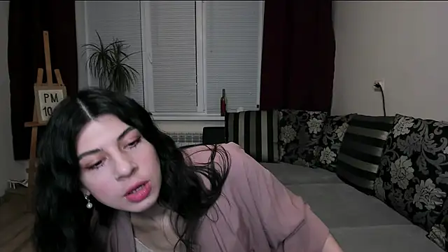 MolagAnna online show from 12/16/25, 07:52