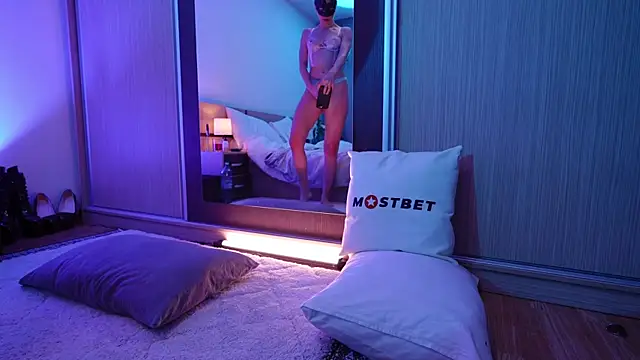 Snapshot of Janemasqueradeporn chatting on 02/28/25, 08:28 Janemasqueradeporn online show from 02/28/25, 08:28