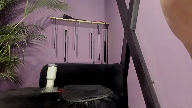 kathe hot online show from 04/14/26, 07:20