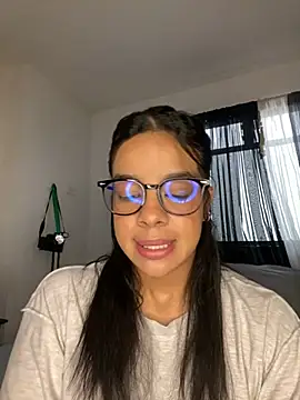 trianawhite online show from 02/18/26, 03:08