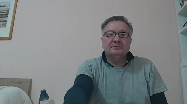 YOU6me online show from 12/24/24, 04:08