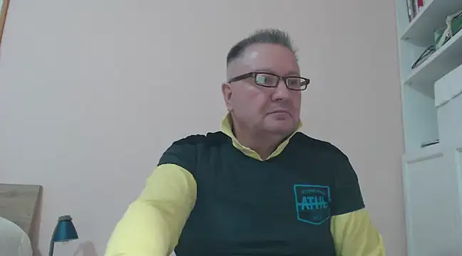 YOU6me online show from 01/01/25, 03:24