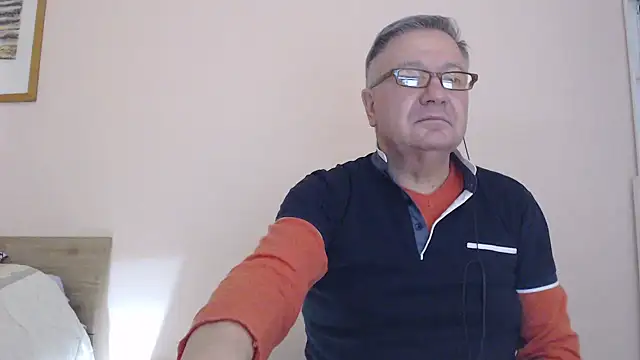 YOU6me online show from 11/21/25, 05:22