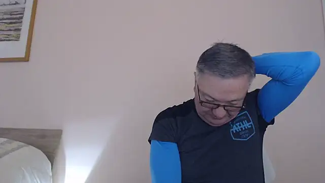 YOU6me online show from 11/27/25, 02:41