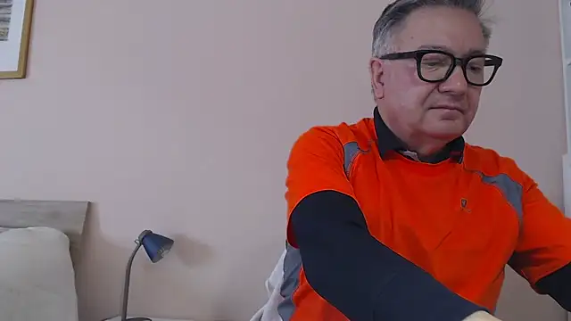 YOU6me online show from 12/18/25, 09:15