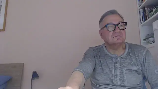 YOU6me online show from 07/08/26, 08:30