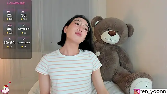 Ren yoon online show from 04/22/26, 01:41