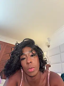 lissetlong69 online show from 04/28/26, 03:33