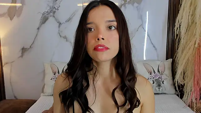 Snapshot of hannahill69 chatting on 03/22/25, 04:45 hannahill69 online show from 03/22/25, 04:45