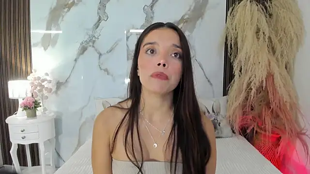 hannahill69 online show from 11/12/25, 04:57