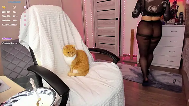 Ophelia mm online show from 09/19/25, 07:32