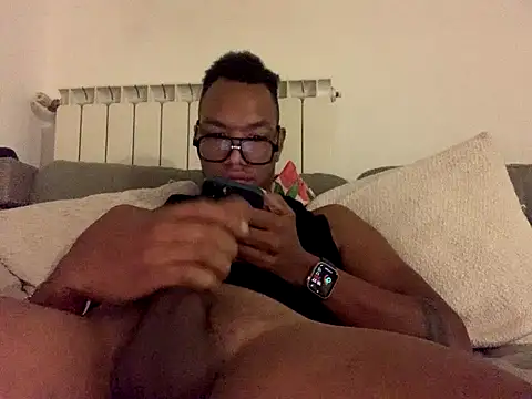 iamrafaelhot online show from 11/05/25, 05:35