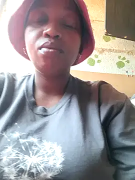 Snapshot of winterqueenx chatting on 03/09/26, 09:35 winterqueenx online show from 03/09/26, 09:35