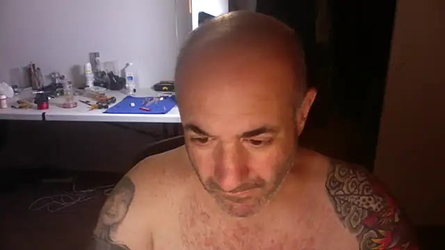 Snapshot of palidin1 chatting on 05/30/26, 12:52 palidin1 online show from 05/30/26, 12:52