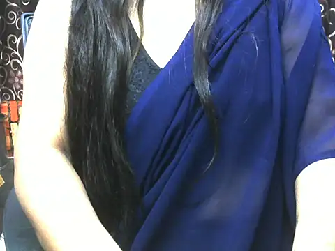 Snapshot of Bold-Radhika chatting on 12/05/25, 12:36 Bold-Radhika online show from 12/05/25, 12:36
