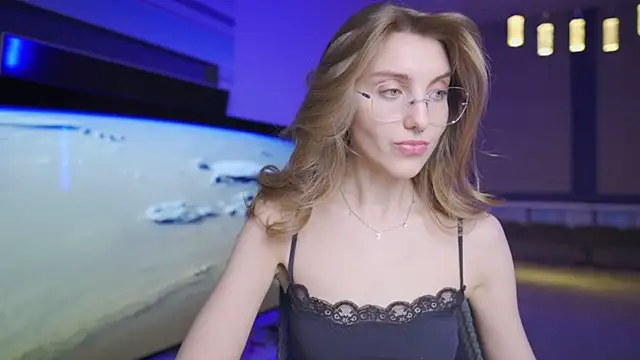 CassiaBlade1 online show from 04/11/26, 04:33