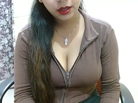 LovingPihu online show from 04/20/26, 05:21