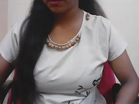LovingPihu online show from 07/18/26, 05:00