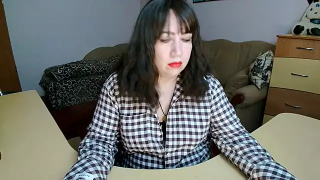 Lucretia Goldi  online show from 03/05/26, 11:12