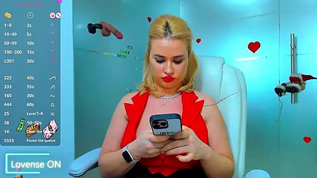 sassy madeline online show from 12/17/24, 11:27